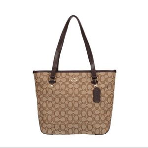 Coach Signature Jacquard Zip Top Tote